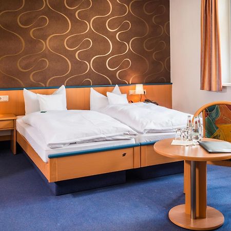 B&S Hotel Am Bachhaus Айзенах Екстер'єр фото